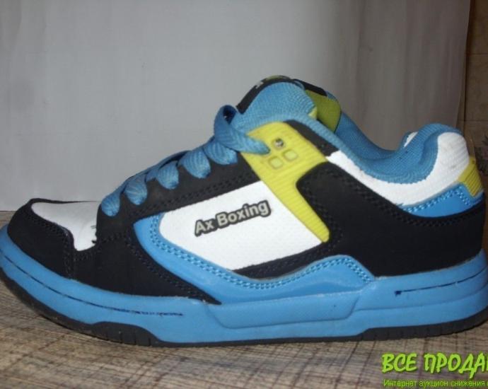 Продам кросівки р.33