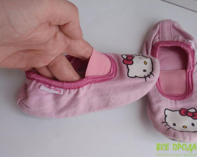 Чешки, тапочки Hello Kitty