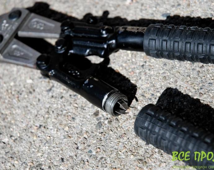 Болторез для телескопической дубинки BCT-01