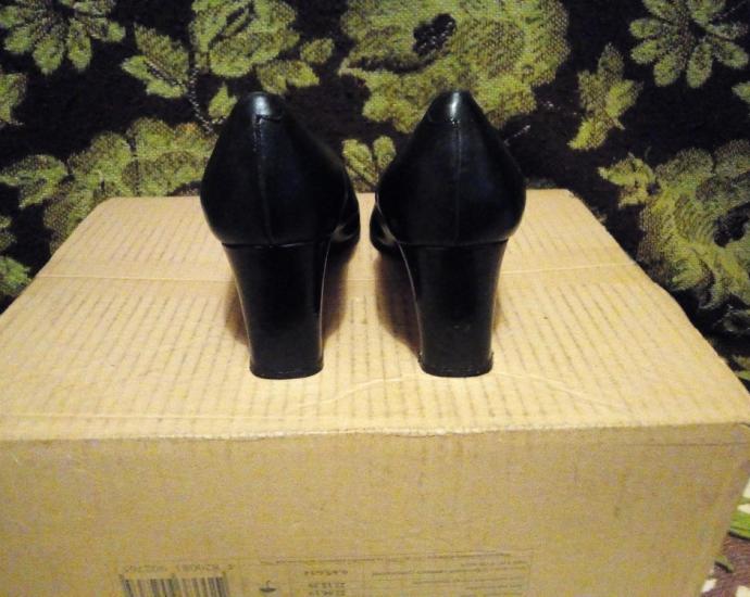 Кожаные женские туфли.в хорошем состоянии.размер 41.стелька 26,5 см.
